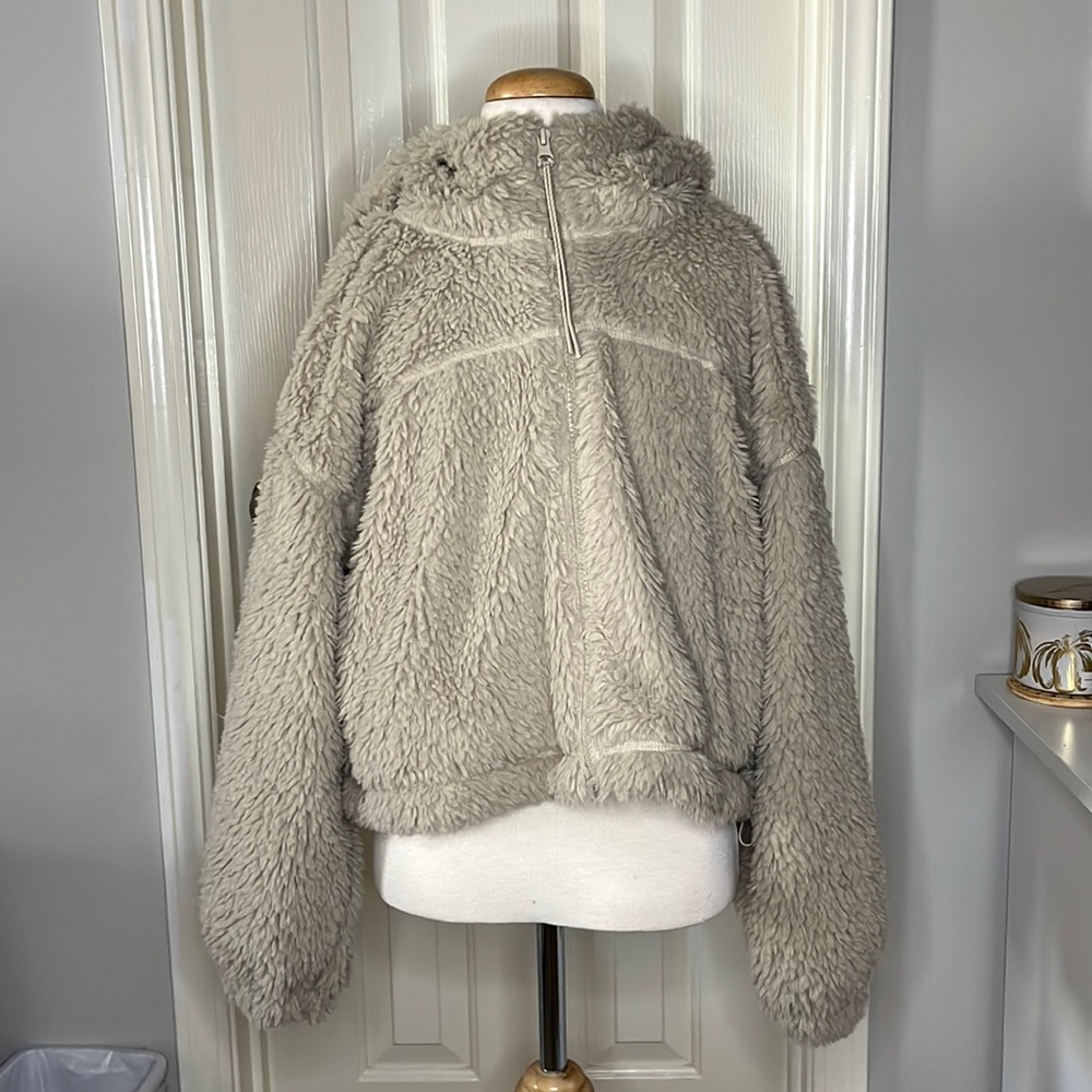 Urban Outfitters BDG Hooded Cropped Teddy Jacket